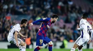 尤其在中场 尤其在中场